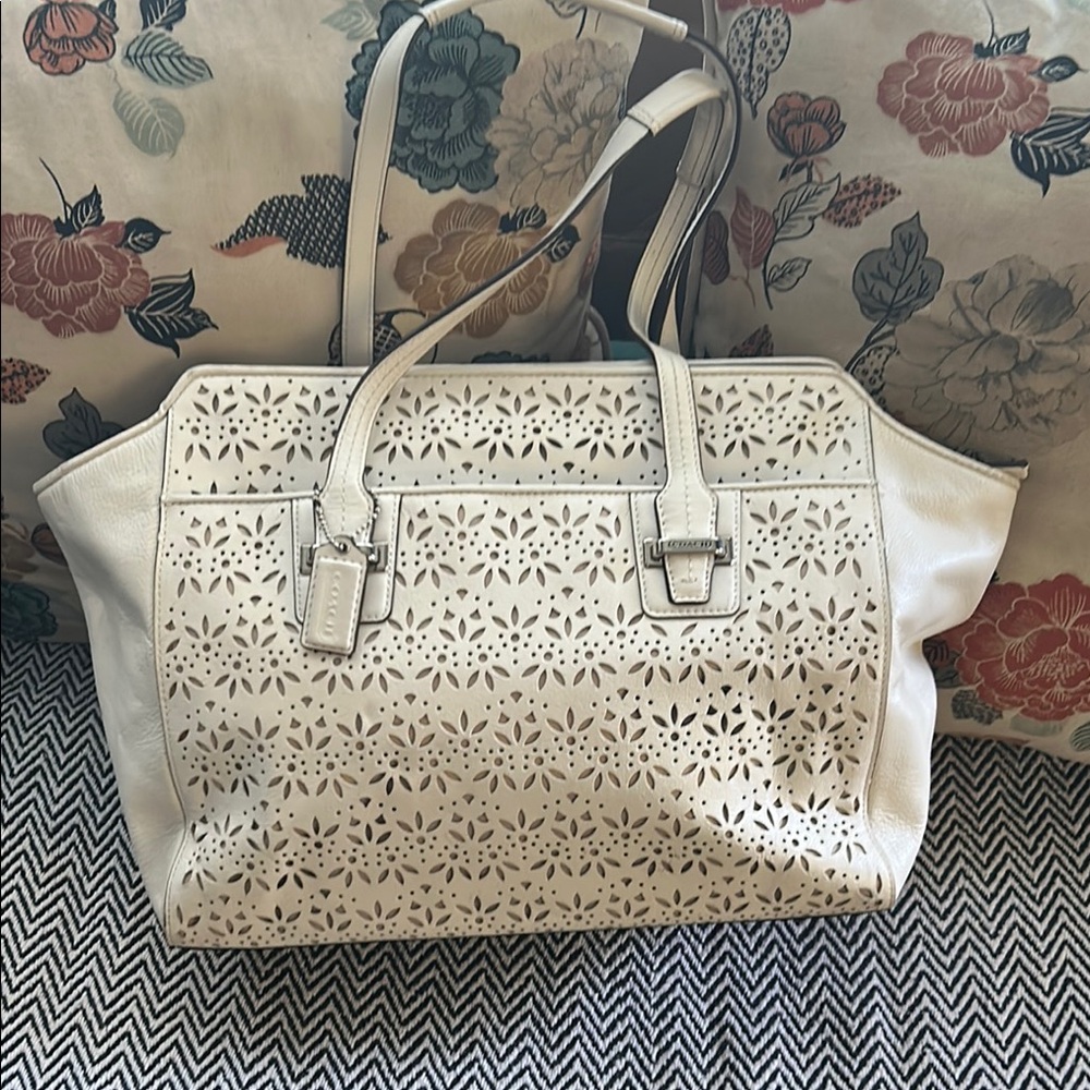 Elegant Cream Tote Bag